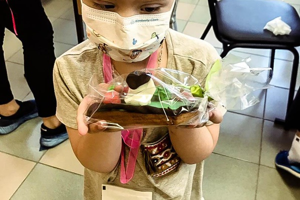 Мы пришли в гости к нашим маленьким друзьям в онкоотделение.